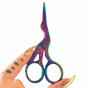Ciseaux à broder de petite taille de qualité supérieure, en acier inoxydable, pointe acérée, outil de coupe de précision pour la couture, la mercerie, l'artisanat et le bricolage - Product Image 3
