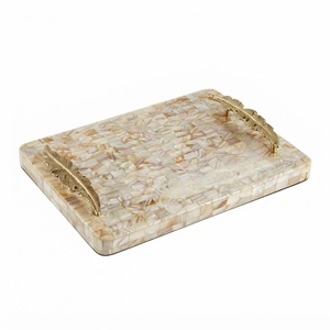 Plateau de service en bois avec incrustations de nacre, poignées métalliques, plateau rectangulaire décoratif en mosaïque de nacre de luxe pour le café - Product Image 3