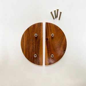 Poignées de porte en bois modernes faites à la main pour chambre d'enfant, design moderne noir et blanc, motif football, poignée de tiroir, poignée de meuble - Product Image 4