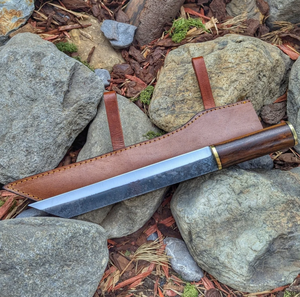 Cuchillo de Caza y Camping Seax, Forjado a Mano, Hoja de Acero al Carbono, Mango de Madera, Personalizable OEM, Grado Industrial, Grosor de Hoja de 0.45 mm - Product Image 6