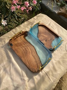 Plateau de service élégant en bois massif naturel, fait main et écologique, avec poignées, pour la maison, l'hôtel, le restaurant - Idéal pour servir des collations et des jus - Product Image 2