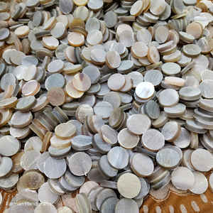 Disque en corne de bœuf naturelle brun beige, artisanal, poli, de qualité supérieure, pour la création de pièces de monnaie et la gravure DIY, au meilleur prix - Product Image 6