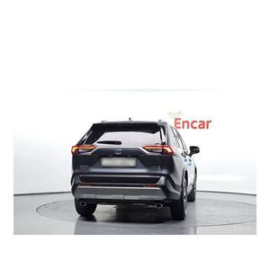 Toyota RAV4 2.5 Híbrido LTD 4WD 2024 con Asientos de Cuero, Volante a la Izquierda, Cámara Trasera, Solo 12,945 km de Kilometraje - Product Image 4