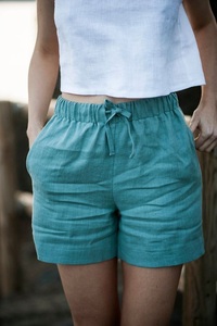 Short en lin coupe classique pour femme mélange de coton respirant avec ceinture pour les sorties et les journées à la plage - Product Image 5