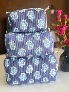 Trousse de Toilette Portable Grande Capacité, Ensemble de 3 Sacs de Rangement Floraux, Sacs de Toilette Légers en Coton Matelassé avec Logo Personnalisé - Product Image 2