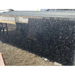 Dalles de granit noir rubis de qualité supérieure, pierre naturelle polie, pour revêtements de sol et murs de cuisine de luxe, disponibles au prix d'exportation. - Product Image 1