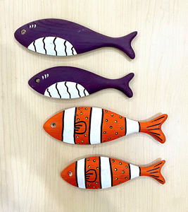รูปปั้นปลาไม้เพ้นท์มือ สีสันสดใส ของตกแต่งบ้าน งานฝีมือไม้ - Product Image 2