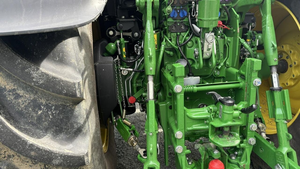 Nouveau tracteur agricole John Deere 6-R-215 - Product Image 5