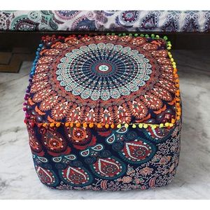 Copertura per Pouf Indiano Tradizionale Quadrato, Patchwork Decorativo, Poggiapiedi di Design per Soggiorno con Pompon - Product Image 1