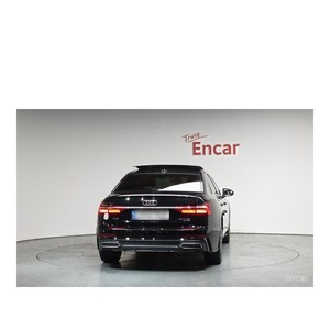 Audi A6 45 TFSI Quattro Premium 2023, 20,370 km, Volante a la Izquierda, Asientos de Cuero, Cámara Trasera - Product Image 3