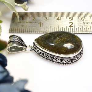 Pendentif vintage en argent sterling 925 avec labradorite, forme goutte d'eau, serti clos, solitaire, bijou unisexe pour usage quotidien - Product Image 6