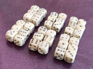 Dés de jeu en os et en corne, dés à six faces en os de buffle et de chameau, artisanat naturel - Product Image 3