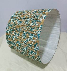 Abat-jour plissé à imprimé diamant, style Empire indien, en tissu de base Anna Linen bleu-jaune, pour lampe de table avec douille E27 - Product Image 3