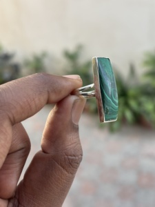 แหวนมาลาไคต์ธรรมชาติ เงินแท้ 925 เครื่องประดับขายส่งจำนวนมาก แหวนคุณภาพดี งานแฮนด์เมดจากอินเดีย ผู้ผลิตเครื่องประดับคุณภาพดี - Product Image 2