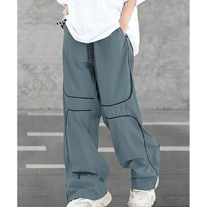 กางเกงแทร็คผู้ชายทรงหลวมสไตล์เทรนดี้ OEM ผู้ผลิตเสื้อผ้าสตรีทแวร์ขนาดใหญ่ - Product Image 2