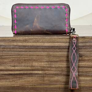 Wholesale Handmade Stylish Boot Stitch <b>Genuine</b> <b>Leather</b> <b>Wallets</b> with Hand Strap Multi-function Phone RFID Zipper Clutch for Women - Product Image 5