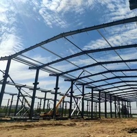 QCF289 Structure de construction métallique préfabriquée en poutre H/colonne, abri, auvent, garage pour voitures, bâtiment en structure d'acier