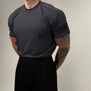 T-shirt de compression pour homme, coupe ajustée, performance athlétique, manches courtes, couche de base pour l'entraînement, vêtement de sport pour la gym - Product Image 4