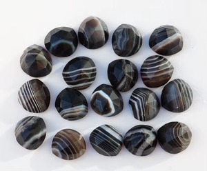 Cabochon d'agate noire naturelle à rayures, sélectionné pour la création de bijoux fins, motif distinctif, haute qualité, style classique intemporel - Product Image 6