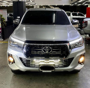 GRANDES OFERTAS RÁPIDAS PARA TOYOTA HILUX DOBLE CABINA USADA, Camioneta Diésel, Transmisión Automática - Product Image 3