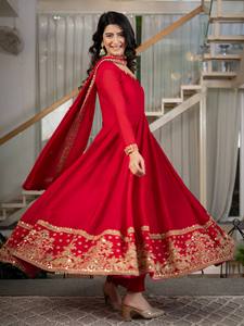 Ensemble Anarkali en coton et polyester brodé rouge, respirant et à séchage rapide, pour femmes, kurta, dupatta, costume indien/pakistanais pour mariage ou fête - Product Image 5
