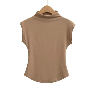 เสื้อยืดถักคอสูงแขนกุดสำหรับผู้หญิงทรงเข้ารูปสีทึบเสื้อลำลอง - Product Image 5