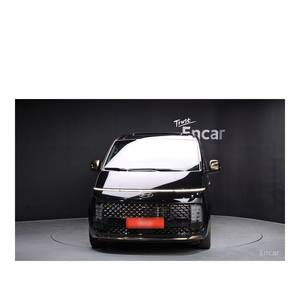 Hyundai Staria 2023, 4x4, Lounge, 7 Plazas, con Cámara Trasera, Asientos de Cuero, Caja de Cambios Automática, Diésel, 10,743 km - Product Image 2