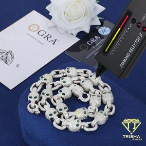 Collar de cadena con diseño de oso en tono dorado con ojos de piedra verde y detalles de eslabones brillantes, joyería de moda para hombre para mayoristas y minoristas. - Product Image 5