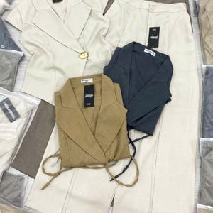 Ensemble deux pièces d'été pour femmes, vêtements confortables, mode naturelle, lavables, emballage personnalisé, fabriqué au Vietnam. - Product Image 6