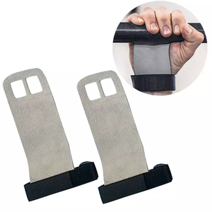 Poignées de gymnastique durables et respirantes en cuir à 2 trous pour la protection des paumes, idéales pour l'haltérophilie et l'entraînement sportif - Product Image 1