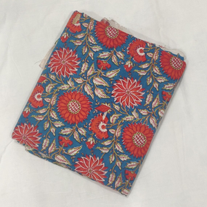 Tela de Algodón Estampada Floral a Mano sin Coser por Metro para Confección de Ropa, Manualidades y Decoración del Hogar - Product Image 2