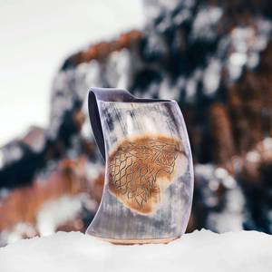 Mug à bière en corne naturelle, artisanal, personnalisé, de qualité supérieure, écologique, réutilisable, design élégant, motif animalier - Product Image 4