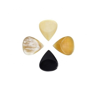 Plectres de guitare en os naturel de qualité supérieure, fabriqués à la main, finition lisse, pour guitare acoustique et électrique, durables et offrant un son chaud - Product Image 5