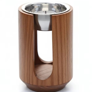 Cuenta con una taza profunda de acero inoxidable o metal color plata que está empotrada en la parte superior. El metal brillante se combina perfectamente con... - Product Image 1