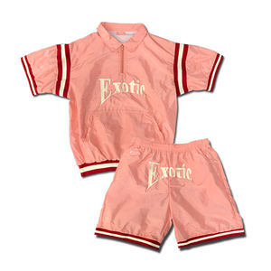 Conjunto de 2 Piezas de Chaqueta y Pantalones Cortos Deportivos Transpirables de Algodón 100% para Hombre, Diseño Gótico Informal Personalizado - Product Image 1