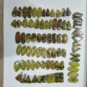 Opale verte naturelle, formes mélangées, cabochons 20-45 mm pour la fabrication de bijoux, lot de paires - Product Image 1