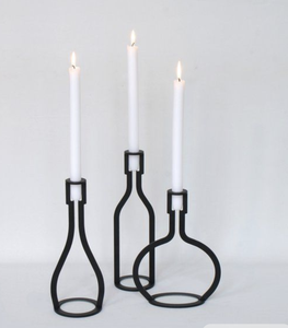 Support de bougie moderne en métal en forme de bouteille pour 3 bougies, centre de table décoratif, chandelier, décoration intérieure, salle à manger - Product Image 1
