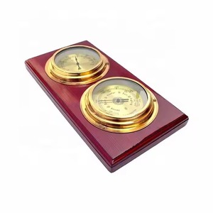 Juego de Higrómetro y Barómetro de Pared Tradicional de Madera con Marcos de Latón para Decoración de Sala de Estar - Product Image 2