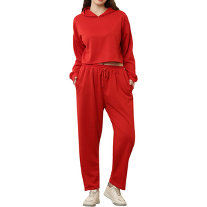 Conjunto Deportivo de Moda para Mujer, Sudadera Corta con Capucha y Pantalones Jogger Negros, Ropa Deportiva Informal para Fitness - Product Image 4