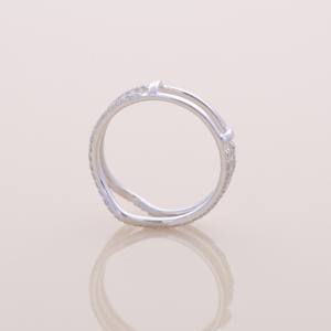 Bague de mariage en or blanc/rose et or jaune 9 carats avec diamant rond incurvé certifié IGI - Product Image 5