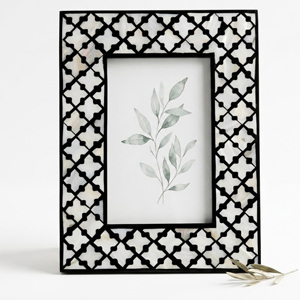 Good price <b>mini</b> and big size photo <b>frame</b> for table decor mother of pearl handcraft <b>picture</b> <b>frames</b> - Product Image 1