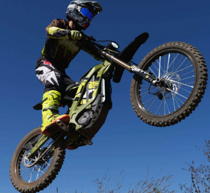 Nouvelle moto électrique tout-terrain 8000W 60V MID Drive Sur Ron Light Bee X hybride 40ah Talaria E Motorbike avec 3 ans de garantie ODM/OBM - Product Image 5