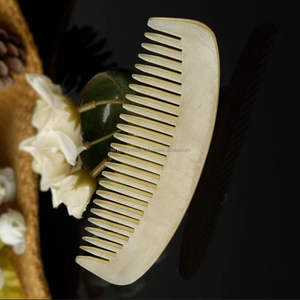 Peignes en corne de bœuf naturelle de grande taille, faits à la main, polis, style animal, pour la décoration de la maison - Product Image 5