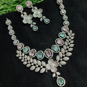 Classic American Diamond Bridal Jewelry <b>Set</b> Two-Piece <b>Necklace</b> <b>and</b> <b>Earrings</b> for Wedding Fashionable Classic Style - Product Image 1