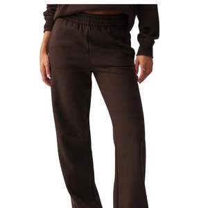 กางเกงวอร์มขายดีสำหรับผู้หญิง เอวสูง ขากว้าง สวมใส่สบาย ทรงหลวม กางเกงลำลอง รับทำโลโก้ ขายส่ง - Product Image 4