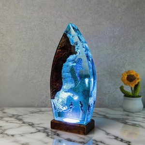 Lampes de table et supports de lampe en bois de manguier avec résine époxy transparente, fabrication sur mesure OEM, vente en gros |   Aqdus Saleem Inde - Product Image 6