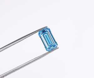OM GEMS Diamante de Laboratorio Cultivado Azul Fantasía de 1-5 CT, Corte Baguette, Color Blanco E, Perforado con Láser, Certificado IGI, para Compromiso y Boda - Product Image 2