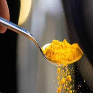 Curcuma Séché Naturel en Bâtonnets, Traité par Lyophilisation, Gujarat Inde, Durée de Conservation 12 Mois, Stockage à L'endroit Frais et Sec, Pour la Restauration et la Fabrication - Product Image 1