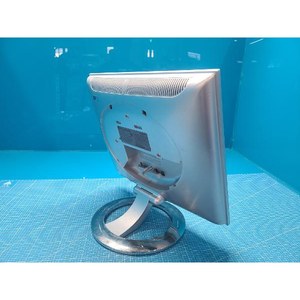 Écran LCD LG FLATRON L1520B L1520BM.AUKRG d'occasion – Pièces détachées d'équipement semi-conducteur ancien - Product Image 5