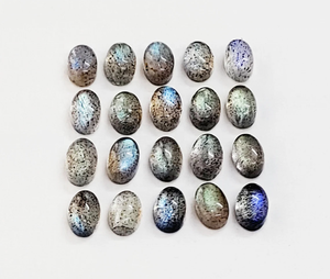 ลาบราดอไรต์ธรรมชาติทรงหลังเบี้ย 6*4 มม. ประกายสวยงาม พลอยเม็ดเดี่ยวคุณภาพสูง สำหรับทำเครื่องประดับ ราคาขายส่ง - Product Image 4